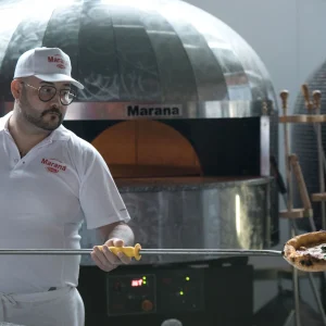 Four à pizza Marana Forni Rotoforno Genius en pizzeria, vue 1