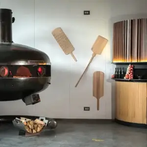 Four à pizza Marana Forni Rotoforno SU&GIU en pizzeria, vue 2